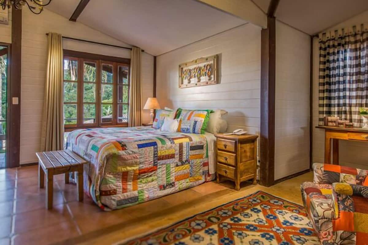 Suite Marques com vista | Premium bedding, down comforters, pillowtop beds, minibar