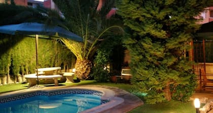 Casa Rural Axier-Chalet con Piscina privada, de 10 a 15 Huéspedes