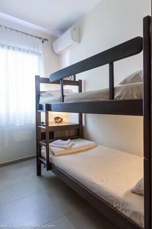 Apartment, City View | Iron/ironing board, free cribs/infant beds, free WiFi, bed sheets
