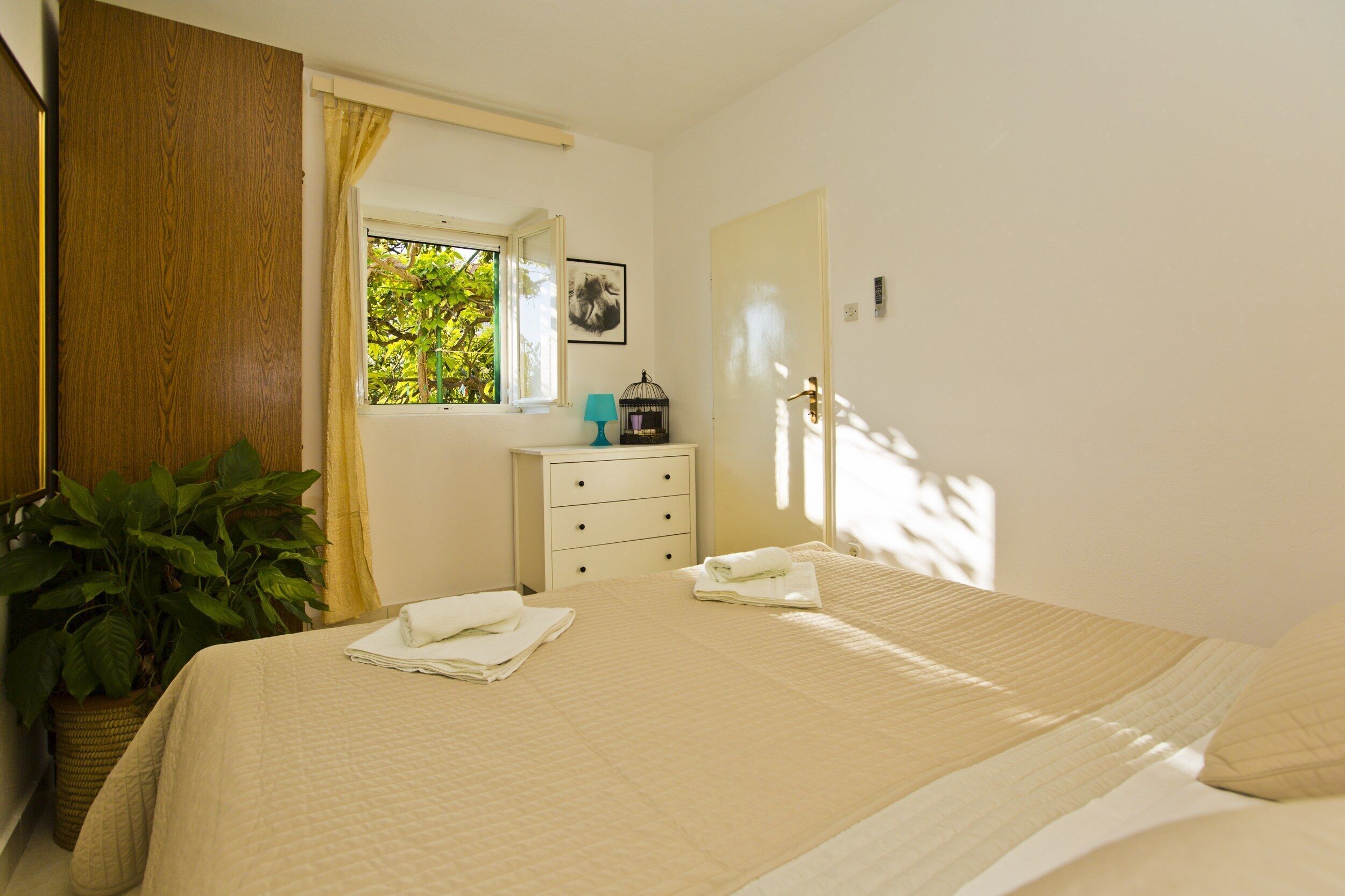 1 soverom, strykejern/-brett, wi-fi (inkludert) og sengetøy