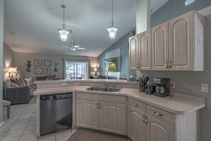 Interior - Golf Course Front, Single-Family Home, 3/2/2 Pool Home (Rotonda West)