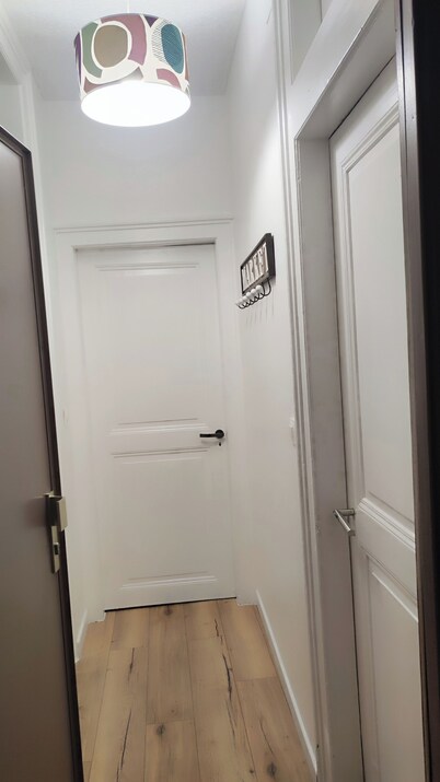 Strasbourg: Two Bedrooms & Garage