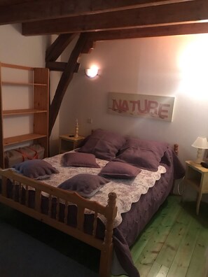 3 Schlafzimmer, Bügeleisen/Bügelbrett, Reisekinderbett