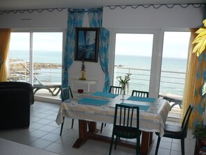 Dining - Above the water, Large apartment, Panoramic view overlooking the ocean 100m2 (Clohars-Carnoët)