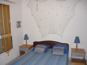 3 quartos, ferros/tábuas de passar roupa