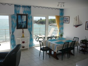 Interior - Above the water, Large apartment, Panoramic view overlooking the ocean 100m2 (Clohars-Carnoët)