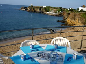 Outdoor dining - Above the water, Large apartment, Panoramic view overlooking the ocean 100m2 (Clohars-Carnoët)