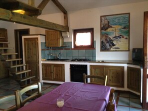 Frigorifero, forno, pentole/stoviglie/utensili