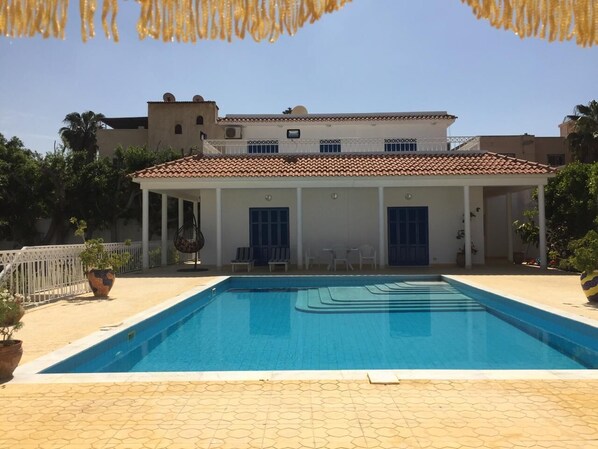 Pool - Villa Oasis - An Egyptian Holiday Villa Experience (Alexandria)