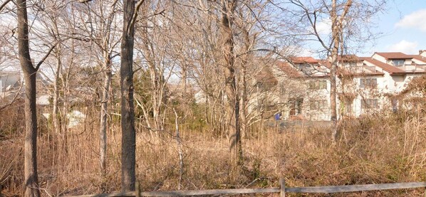 Property grounds - End Unit Condo- 3BR/2BA, Sleeps 6- Bay Views (Dewey Beach)