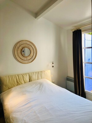 3 bedrooms, iron/ironing board, travel crib, free WiFi - Charming cottage in La Croix-Valmer with large terrace and pool (La Croix-Valmer)