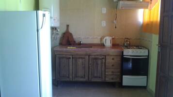 Basic Cabin, Garden View (6 pax) | Private kitchen | Fridge, oven, stovetop, electric kettle