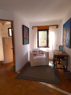 Habitacion Verde | Premium bedding, in-room safe, individually decorated - Quinta Ascension - Adults Only (Malinalco)