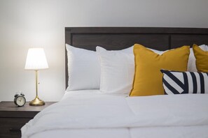 1 chambre, coffres-forts dans les chambres, fer et planche à repasser