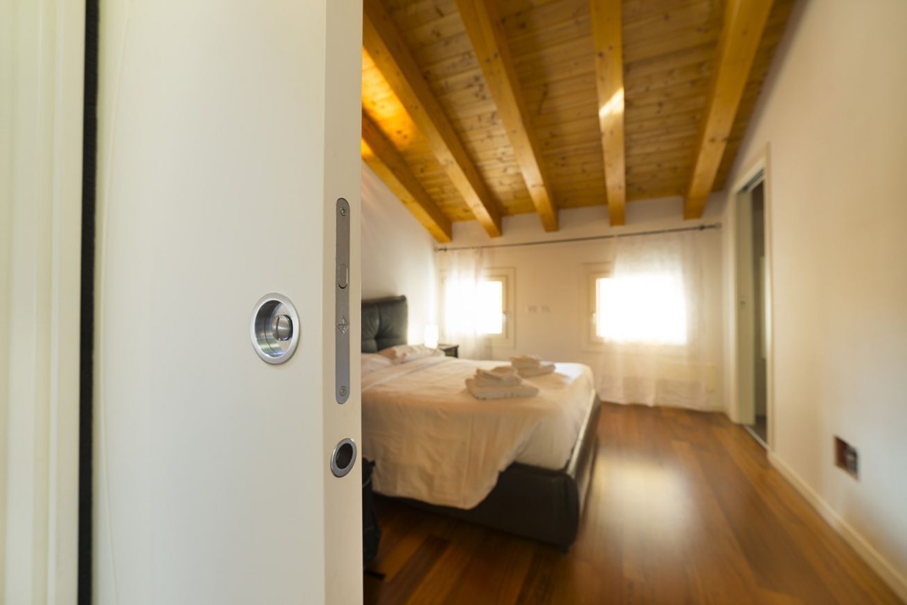 2 soverom, strykejern/-brett, wi-fi og sengetøy