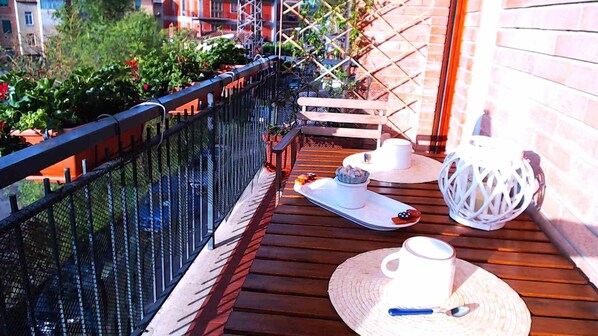 Outdoor dining - Park View Apartment (Chiusi Scalo)