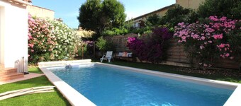 Villa with pool for 7 people - Hyères