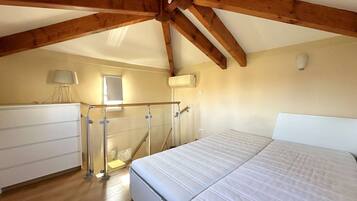 4 bedrooms, free WiFi