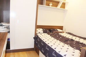 2 Schlafzimmer, Bügeleisen/Bügelbrett, WLAN