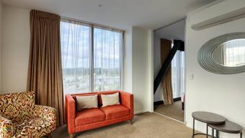 Blackout curtains, soundproofing, iron/ironing board, free WiFi