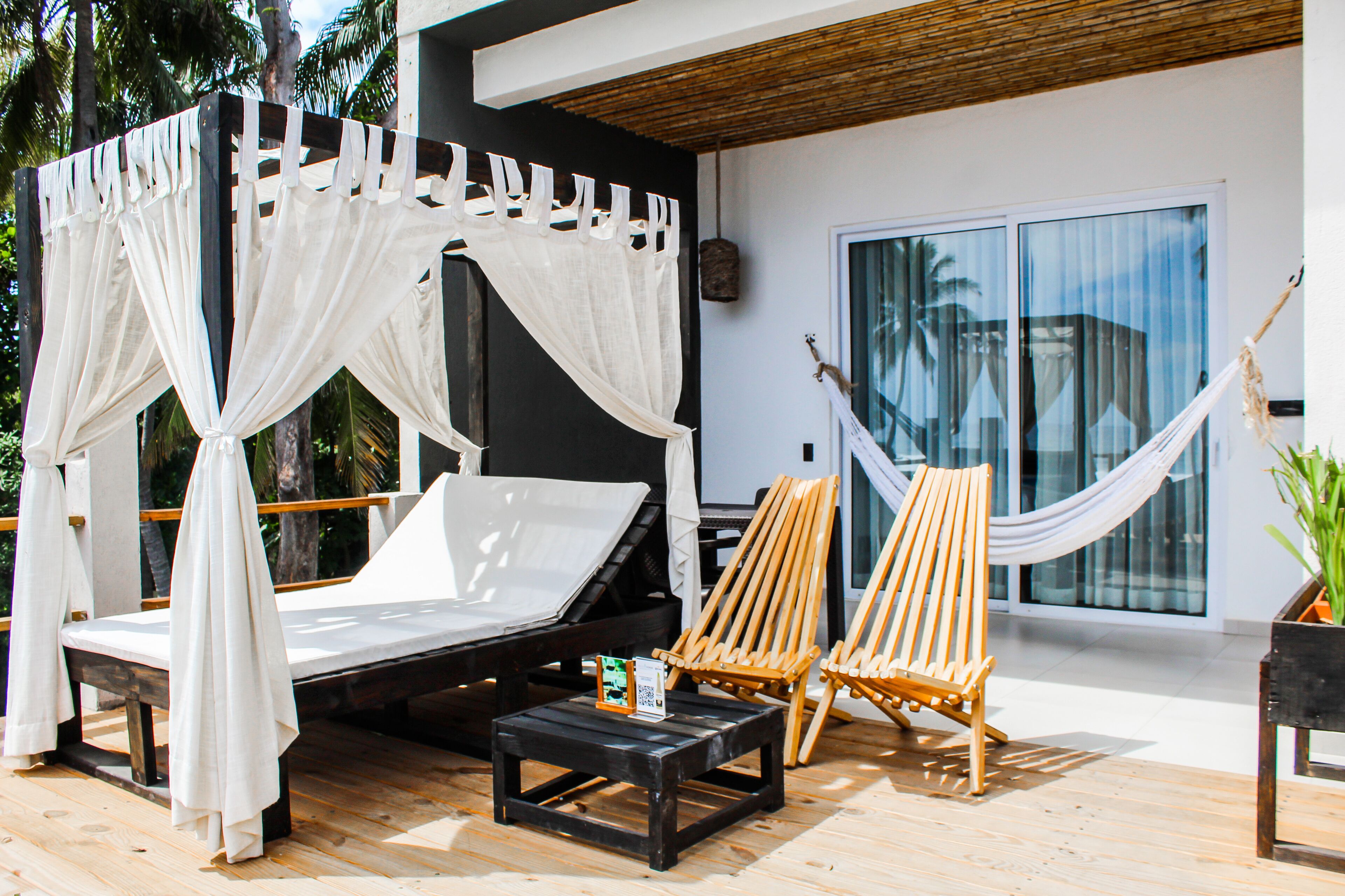 Premium Double Room, 2 Queen Beds, Sea View (Accesible Room) | Terrace/patio