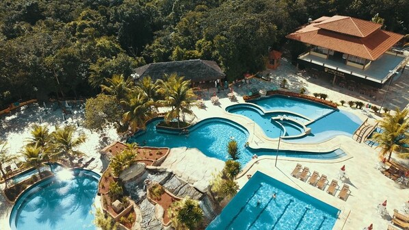 7 outdoor pools - Ecologic Ville Caldas Vip (Caldas Novas)