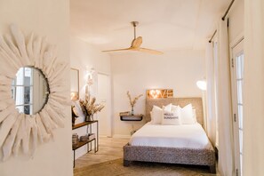 1 slaapkamer, een strijkplank/strijkijzer, reisbedje, gratis wifi