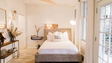 1 bedroom, iron/ironing board, travel cot, free WiFi