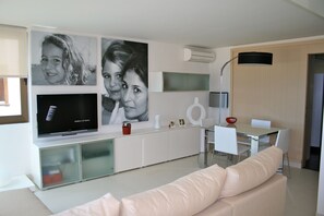 TV, books, stereo