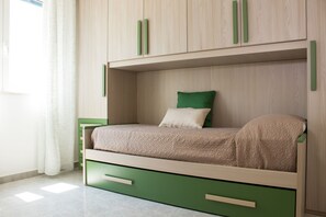 2 bedrooms, free WiFi, bed sheets