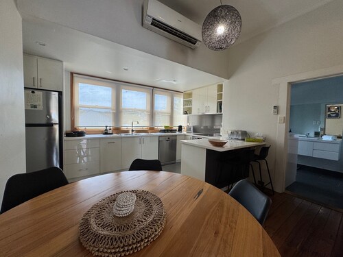 Wooragee Cosy Cottage