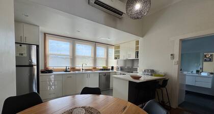 Wooragee Cosy Cottage