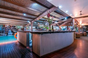 Bar (en la propiedad)