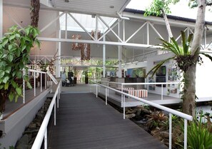 Property grounds - Sonia’s @ RAMADA RESORT FREE WIFI  - D339 (Port Douglas)