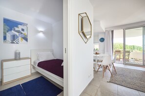 2 Schlafzimmer, Bügeleisen/Bügelbrett, Reisekinderbett, WLAN