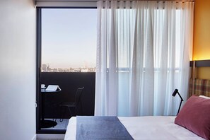 標準公寓 | 客房內保險箱、熨斗/熨衣板、免費無線上網、床單