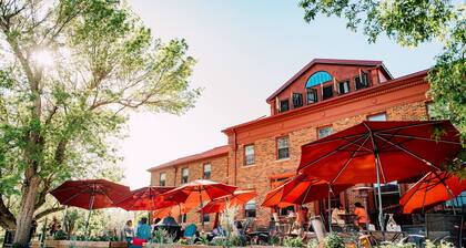 Oddfellow Inn & Farm