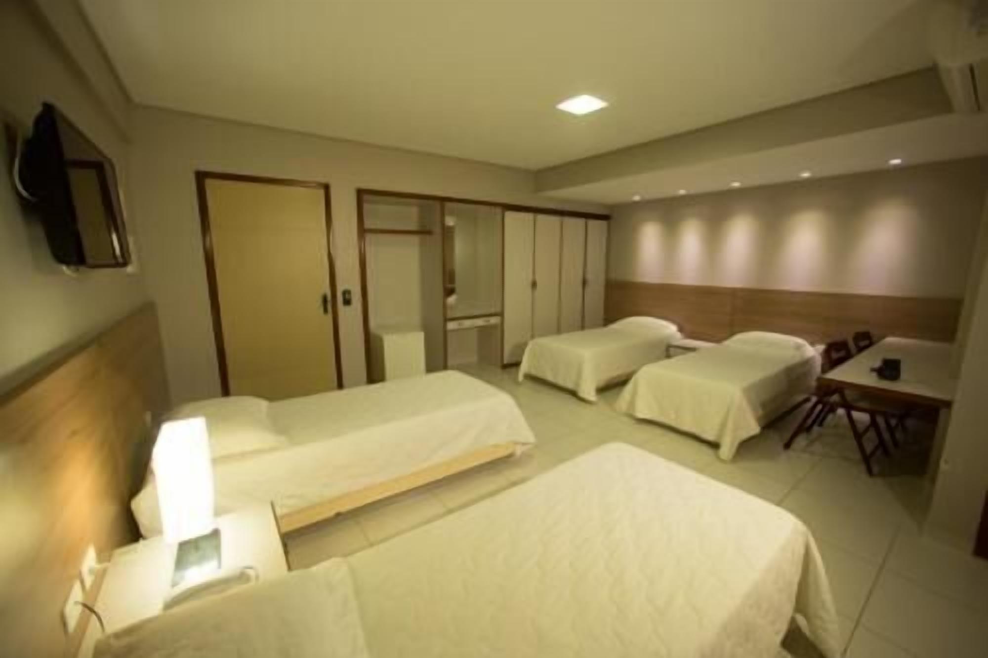 minibar, desk, free wifi, wheelchair access