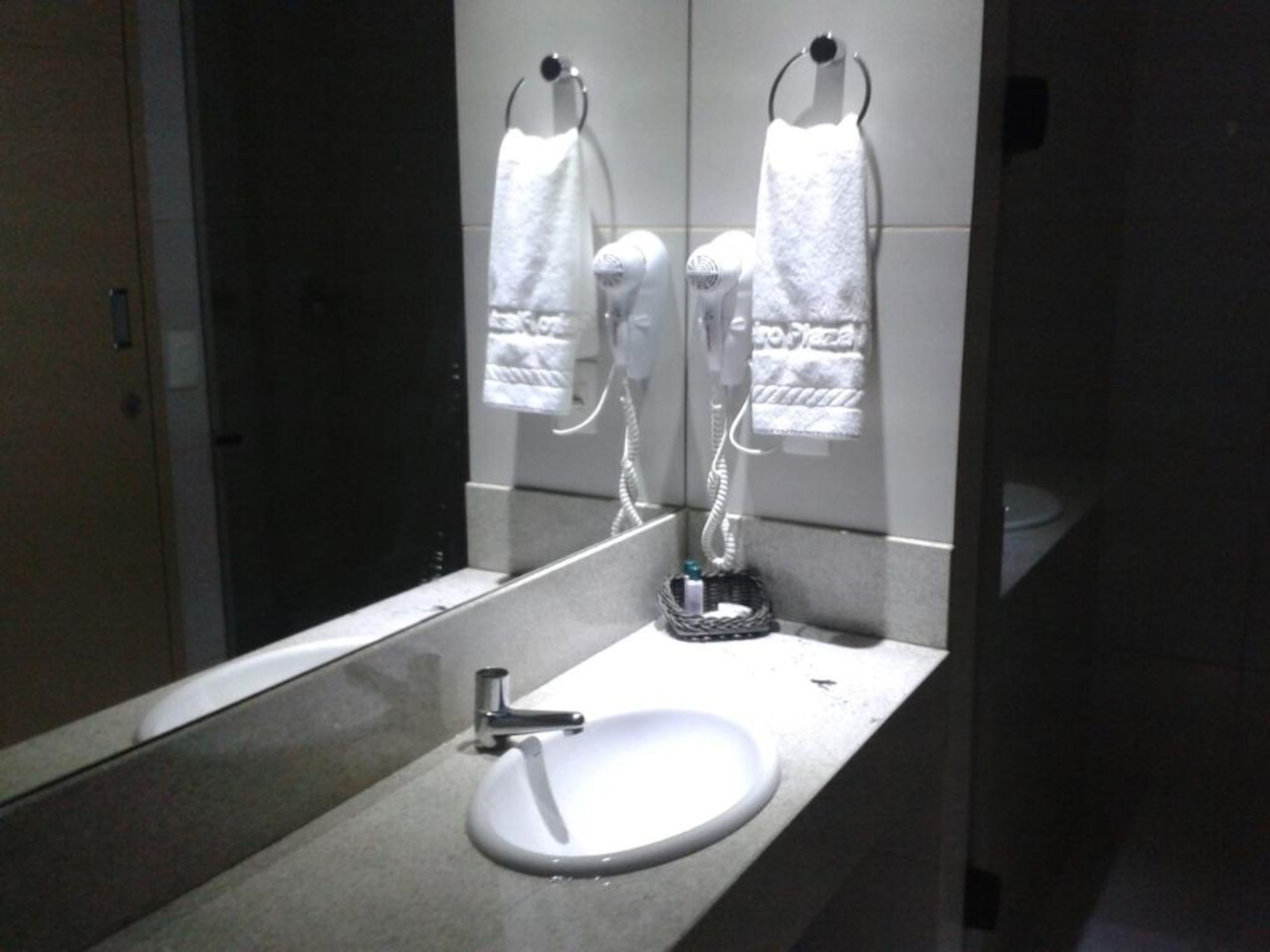 double room | bathroom | shower, towels