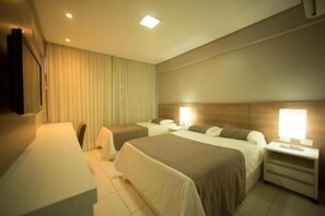 Minibar, desk, free WiFi, wheelchair access - Salgueiro Plaza Hotel (Salgueiro)