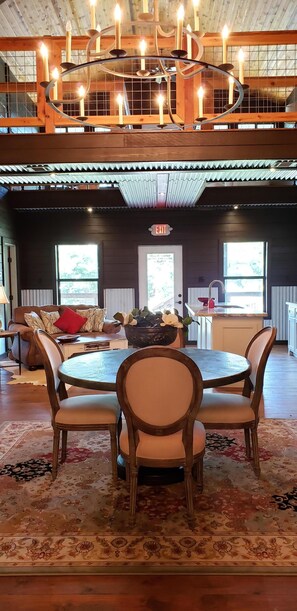 Dining - The Bridge House located in an Beautiful RV Resort near Lake Conroe. (Montgomery)