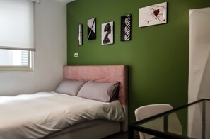 Double Room | Desk, blackout drapes, free WiFi