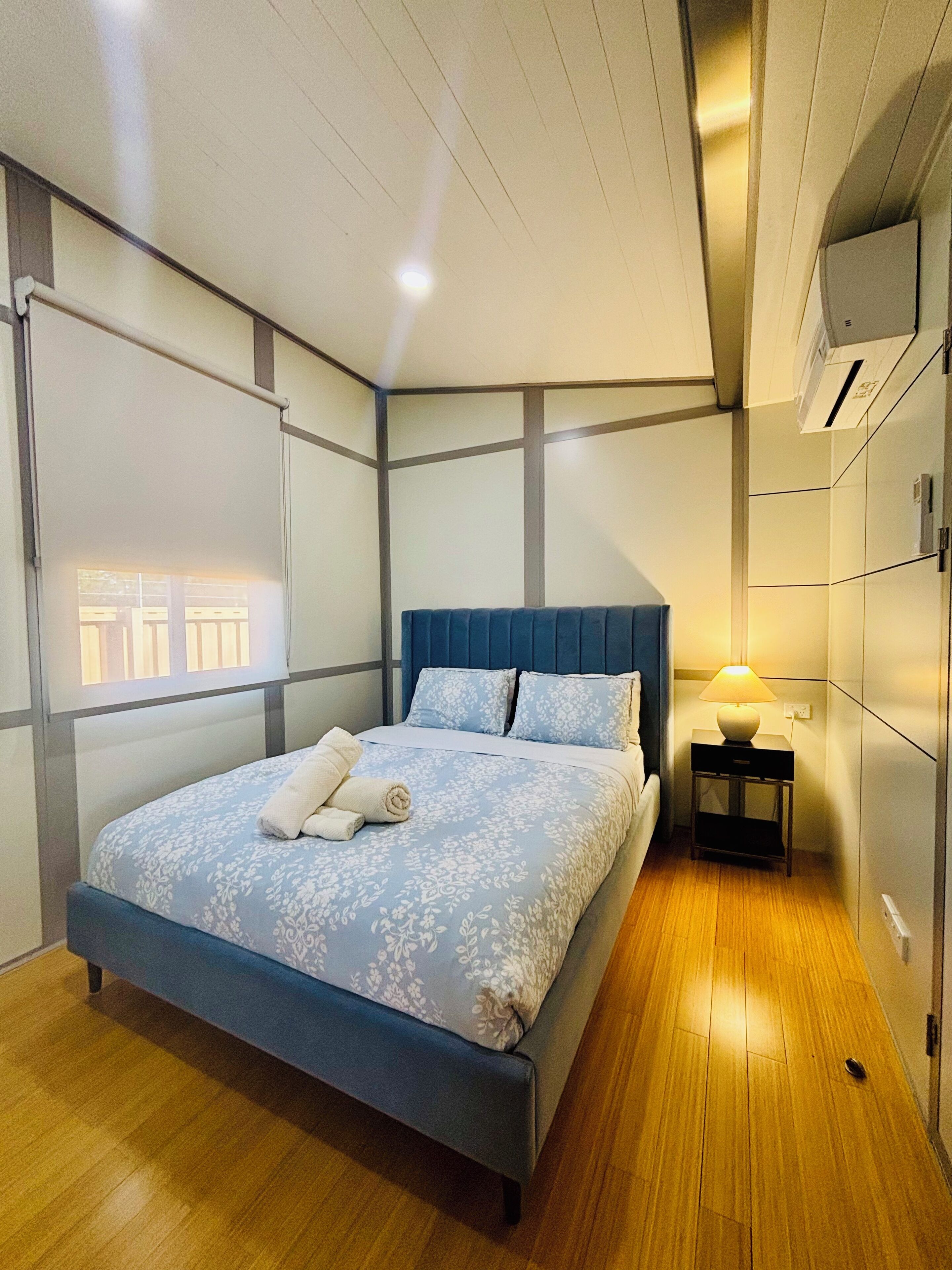 別墅, 1 張加大雙人床 | 獨特設計、獨特裝修、手提電腦工作空間、床單