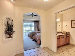 3 bedrooms, in-room safe, iron/ironing board, WiFi