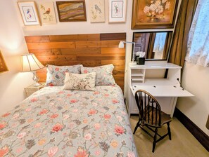 4 soverom, strykejern/-brett, wi-fi og sengetøy