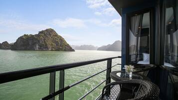 Rosy Luxury Suite with Private Balcony | Balcony view