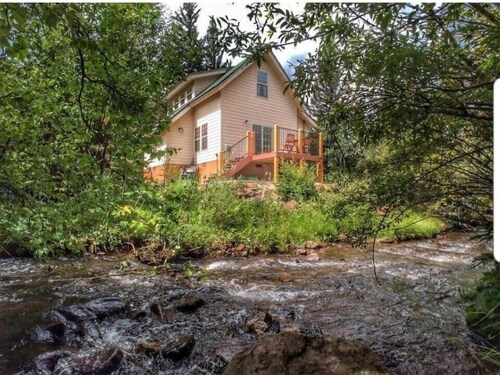 Joen retriitti Cucharan laaksossa.