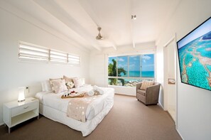 5 bedrooms, iron/ironing board