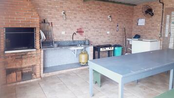 Grill-/Picknickplatz