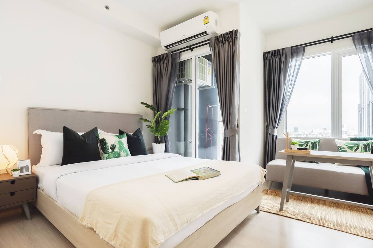 Studio with City View | WiFi (free)